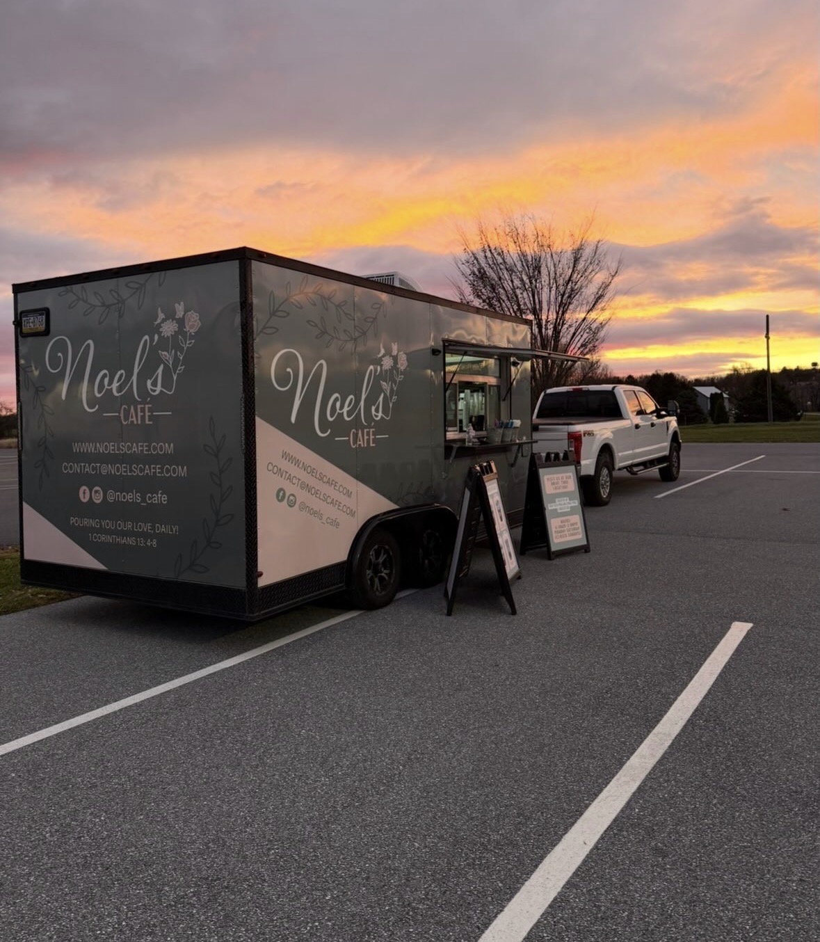Noel’s Cafè cover photo